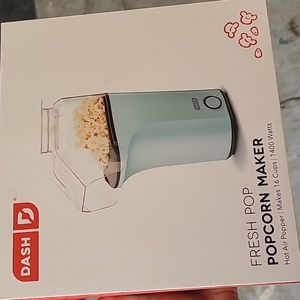 New Dash Freah Pop Popcorn Maker